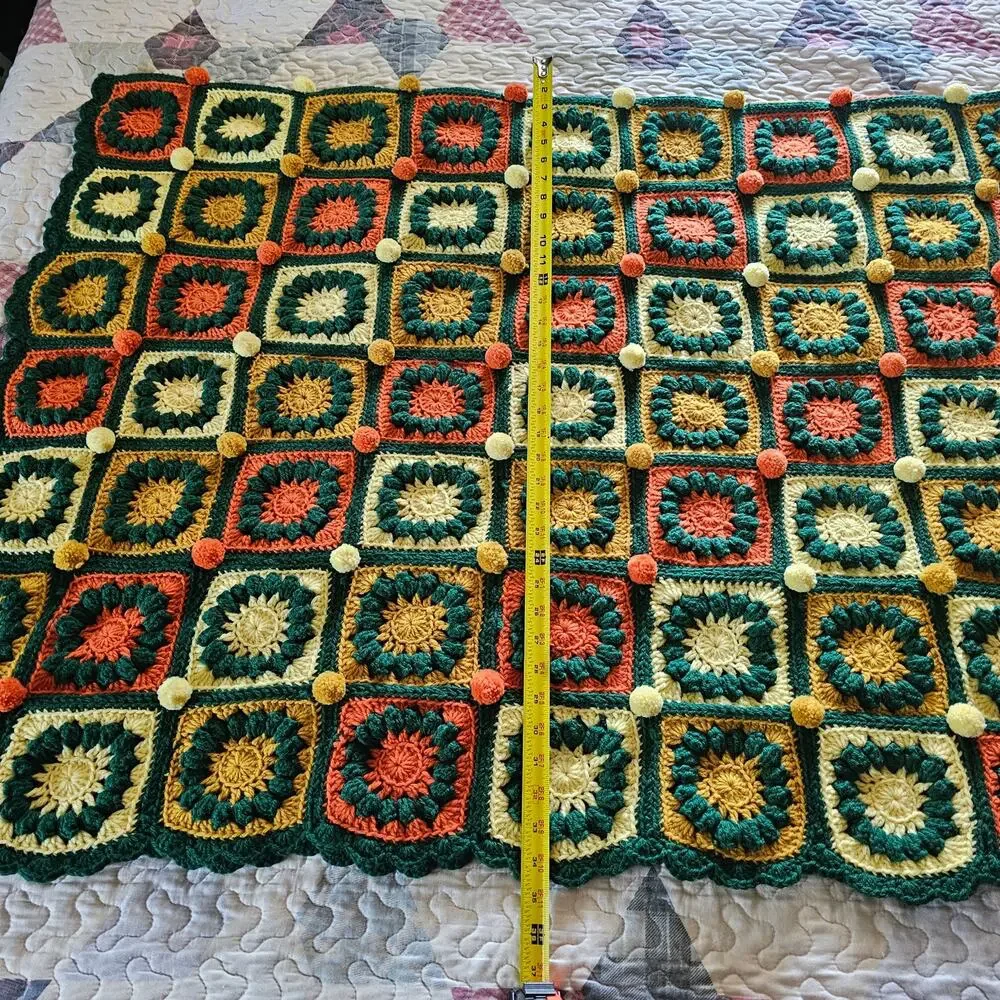 GRANNY SQUARE AFGHAN 4' x 6' Crochet Colorful Puff Balls Scalloped Edge GIFT